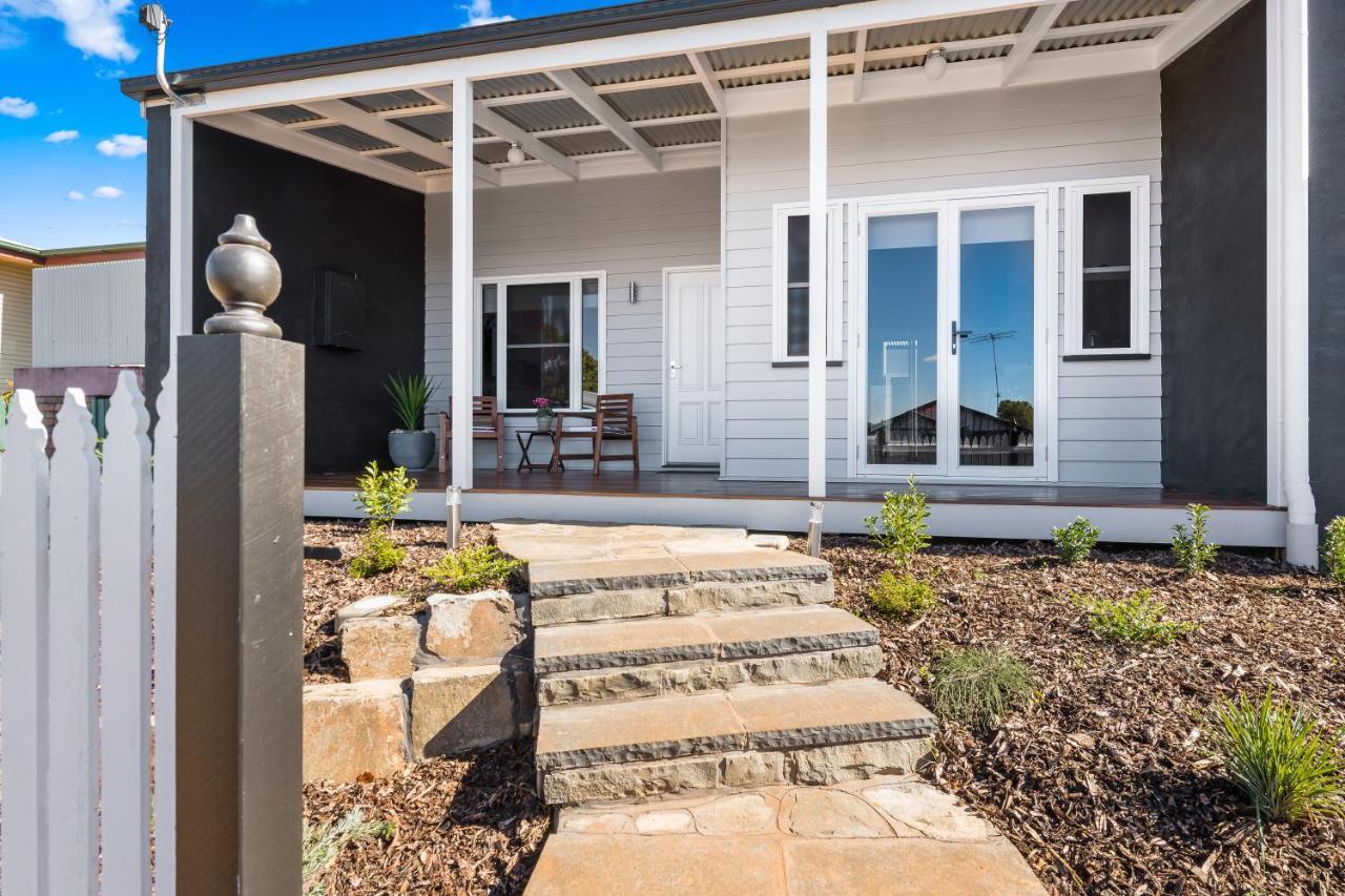 טוומבה Bluestone Cottages - The Villa מראה חיצוני תמונה